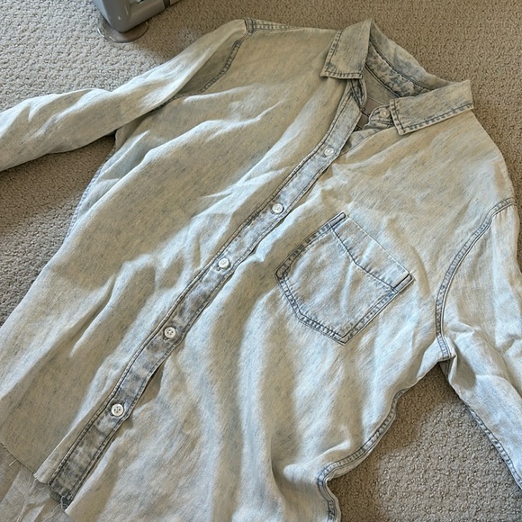 Rails light washed denim button down top - Picture 1 of 3